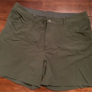 Patagonia shorts size 14 lightweight